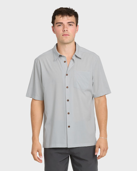 Chaser Short Sleeve Woven Shirt - High Rise High Rise Quick Silver