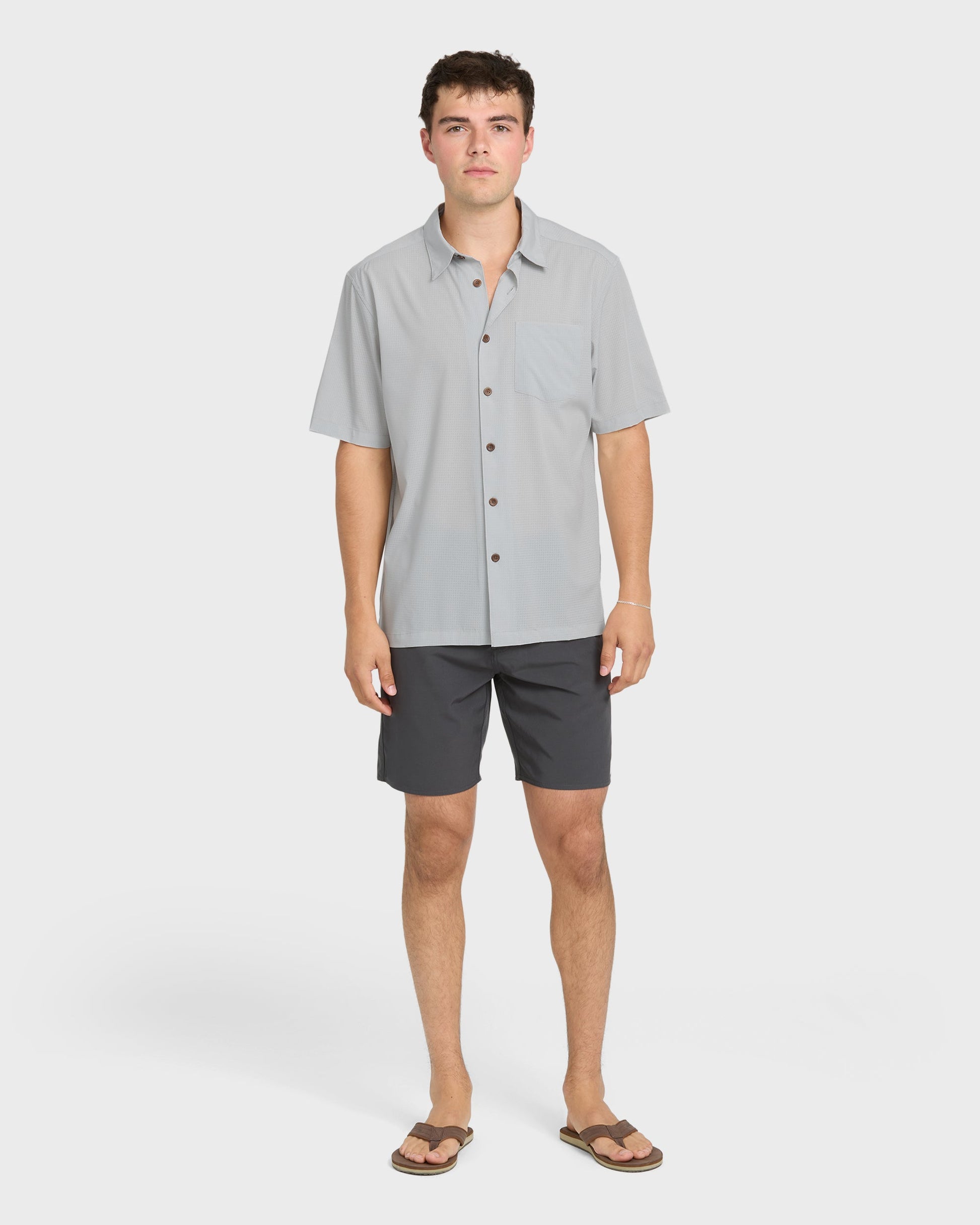 Chaser Short Sleeve Woven Shirt - High Rise High Rise Quick Silver