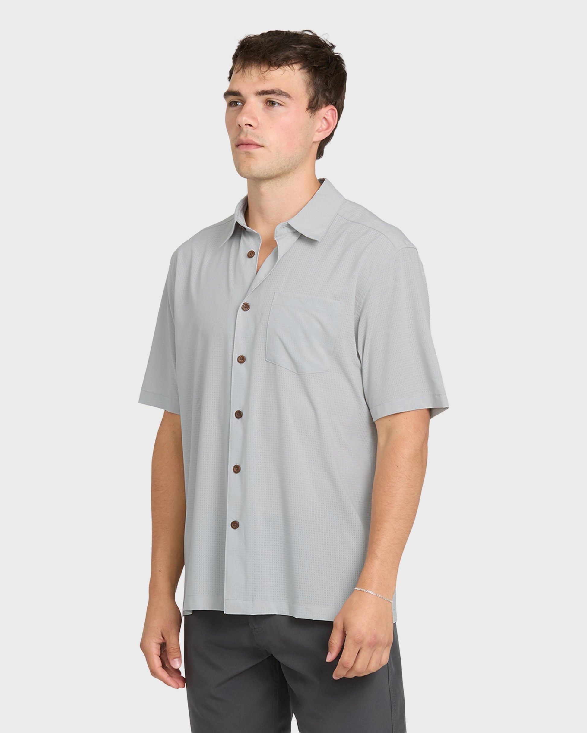 Chaser Short Sleeve Woven Shirt - High Rise High Rise Quick Silver