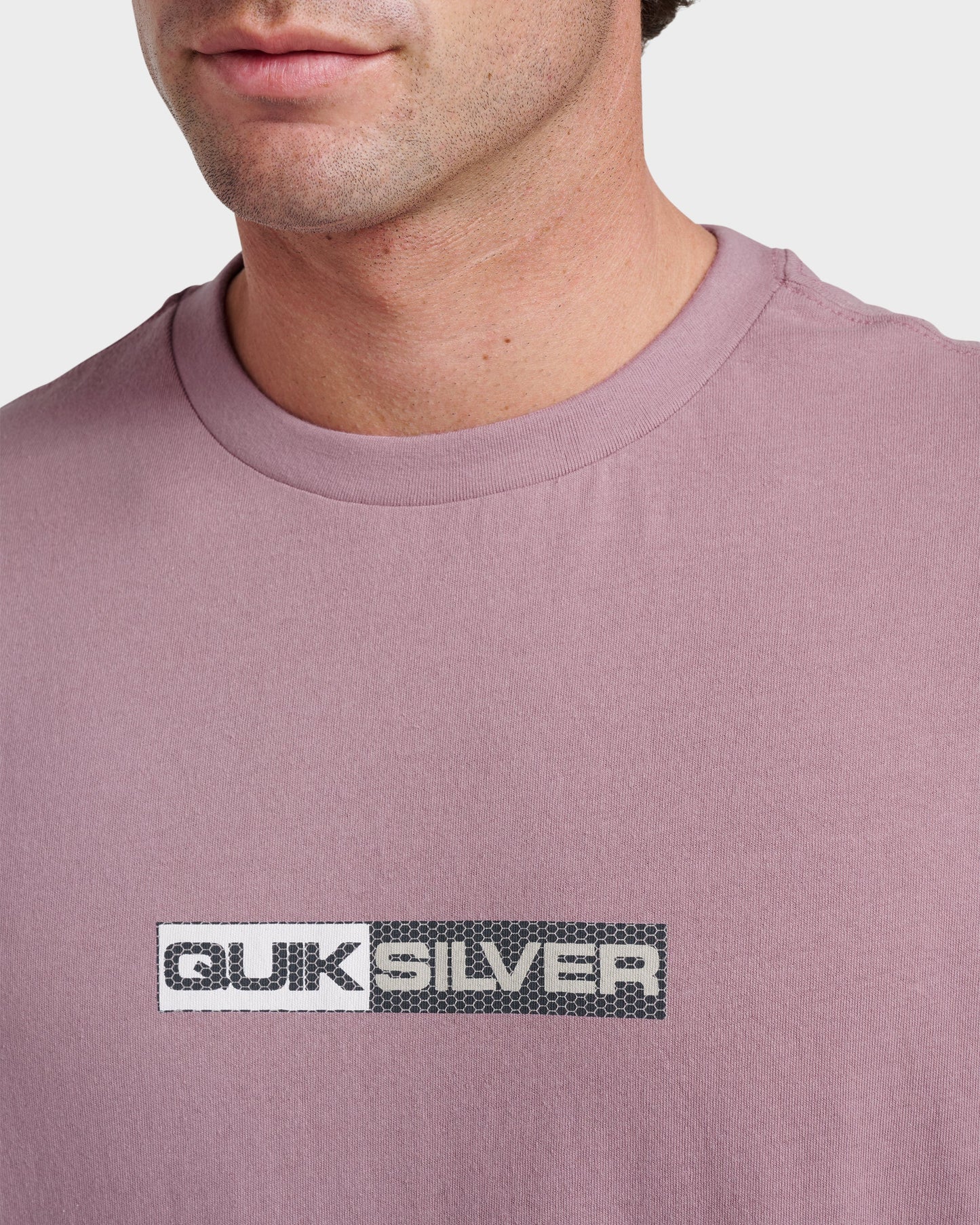 Saturn Tech Heavy Weight T-shirt - Elderberry Elderberry Quick Silver