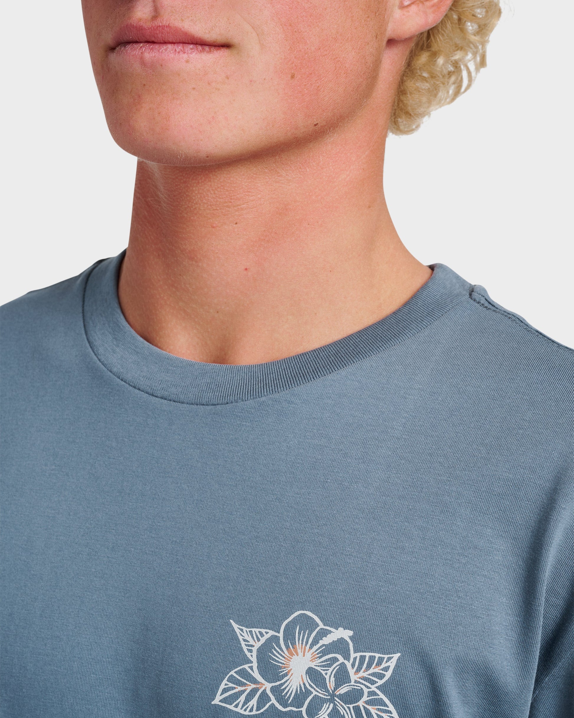 Floral Needs Classic T-shirt - China Blue China Blue Quick Silver