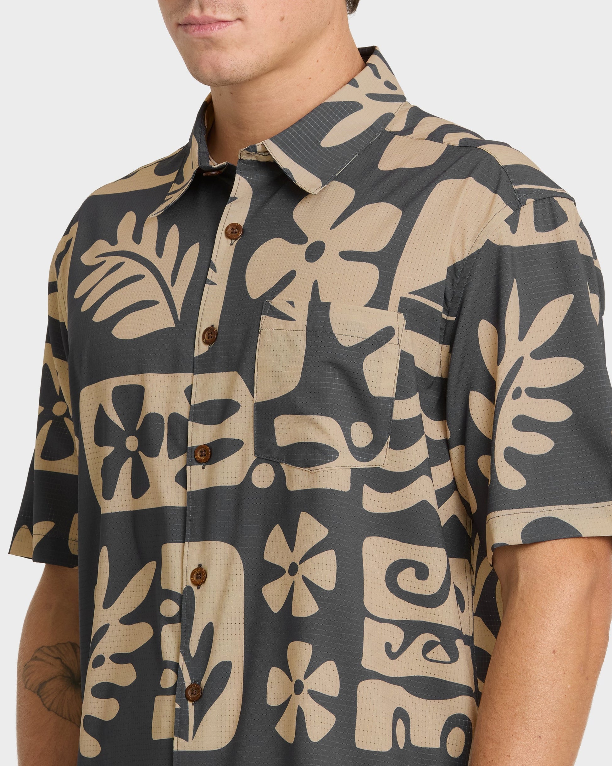 Waterman Dunes Shirt - Phantom Phantom Quick Silver