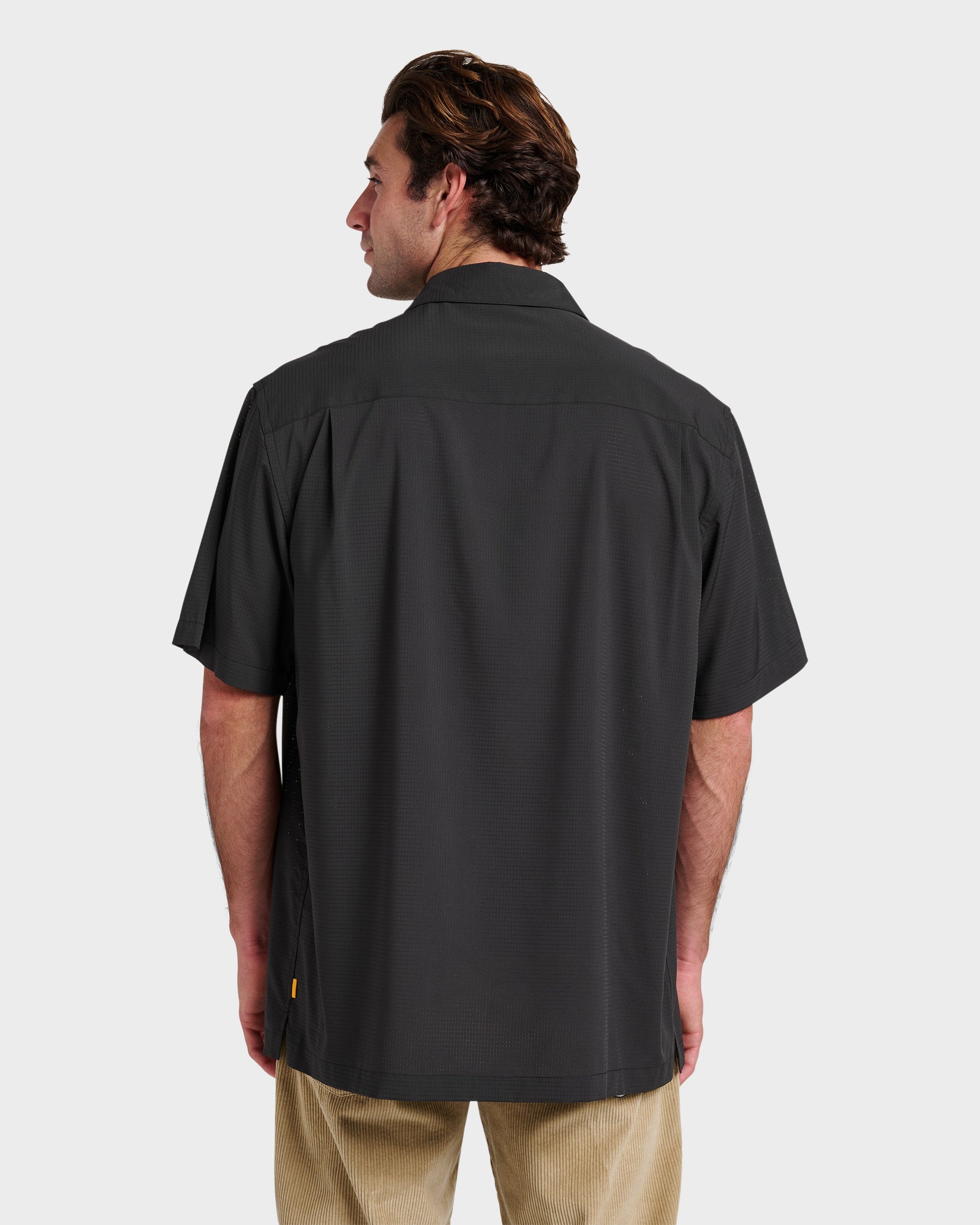 Chaser Short Sleeve Woven Shirt - Phantom Phantom Quick Silver