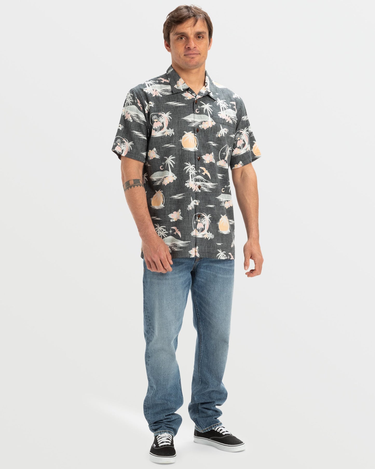 DNA Destination Island Short Sleeve Shirt - Black Black Quick Silver