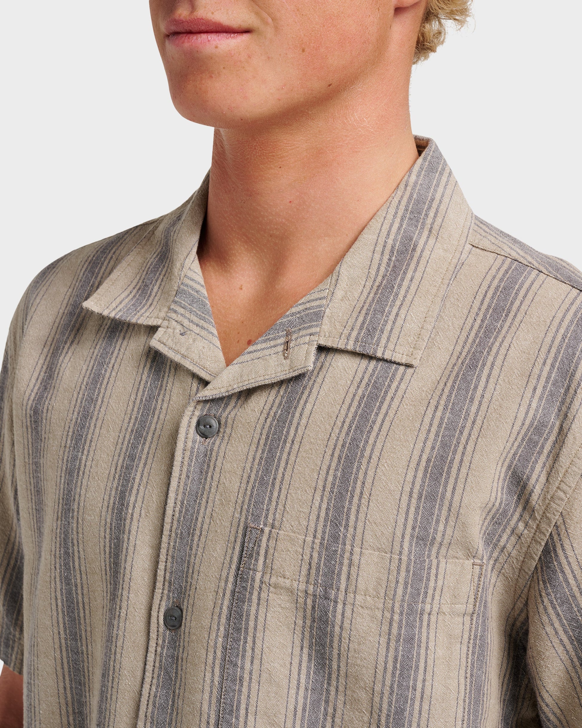 Oxford Stripe Casual Short Sleeve Shirt - Fallen Rock Fallen Rock Quick Silver