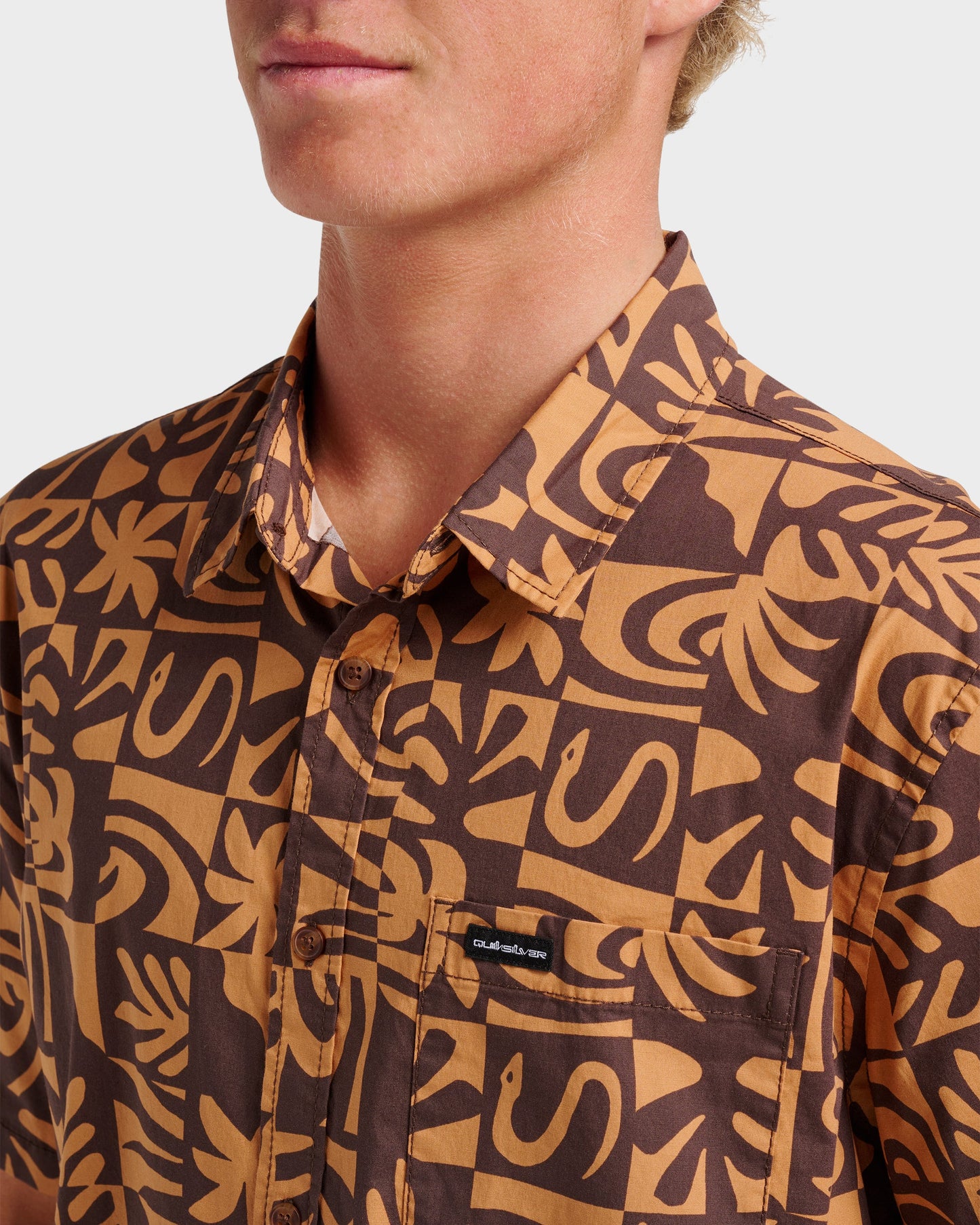 Terra Classic Stretch Short Sleeve Shirt - Chocolate Chocolate Quick Silver