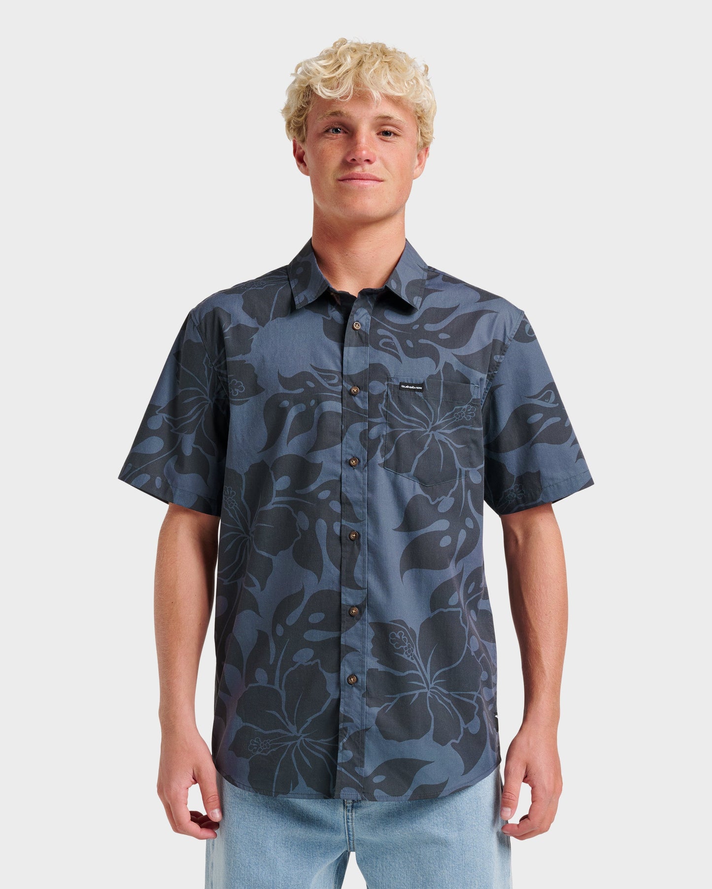 Oceanview Classic Short Sleeve Shirt - Phantom Phantom Quick Silver