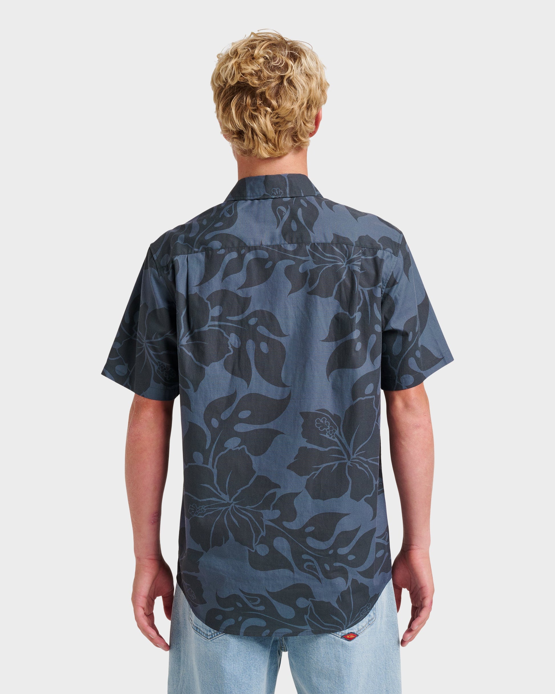 Oceanview Classic Short Sleeve Shirt - Phantom Phantom Quick Silver