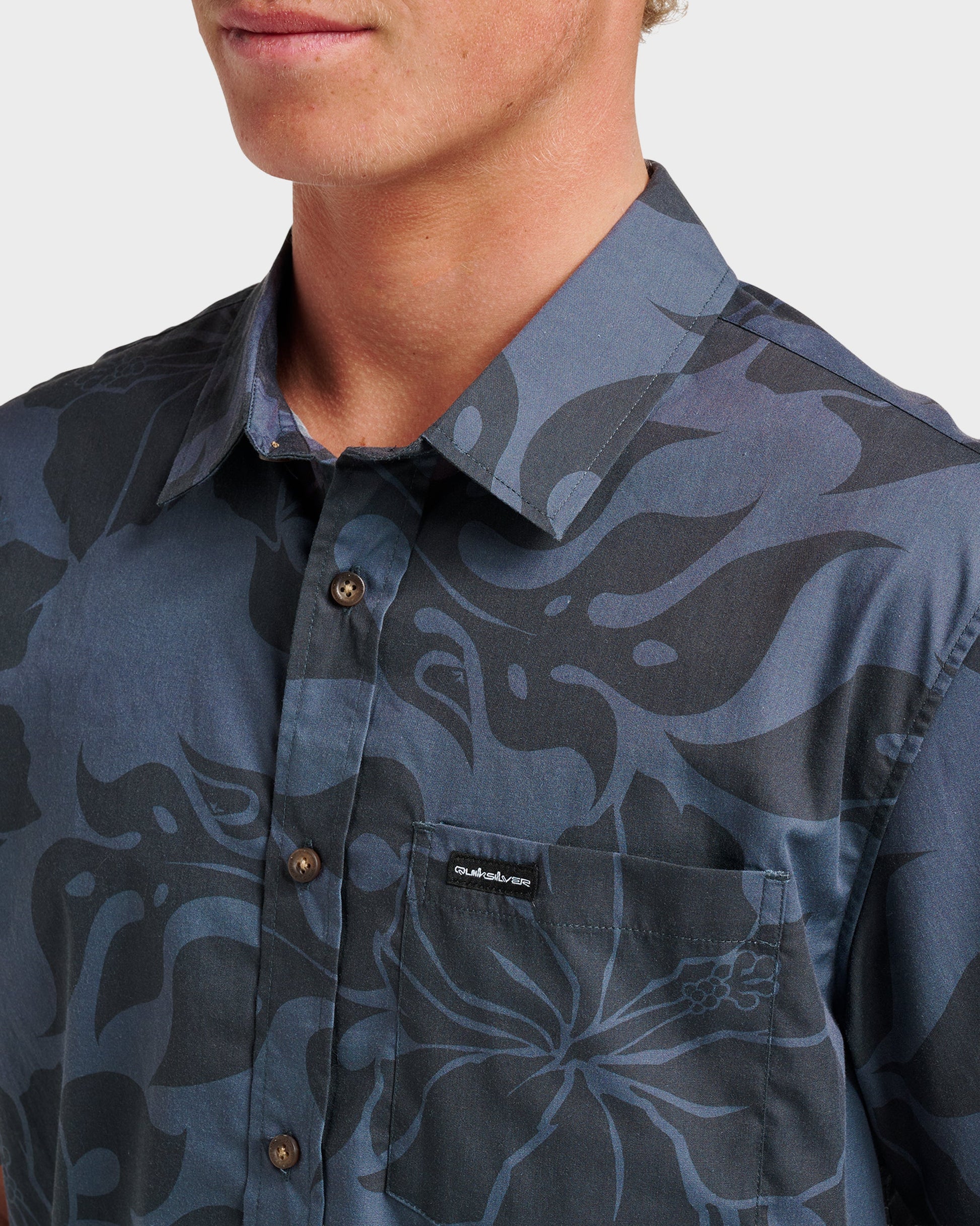Oceanview Classic Short Sleeve Shirt - Phantom Phantom Quick Silver
