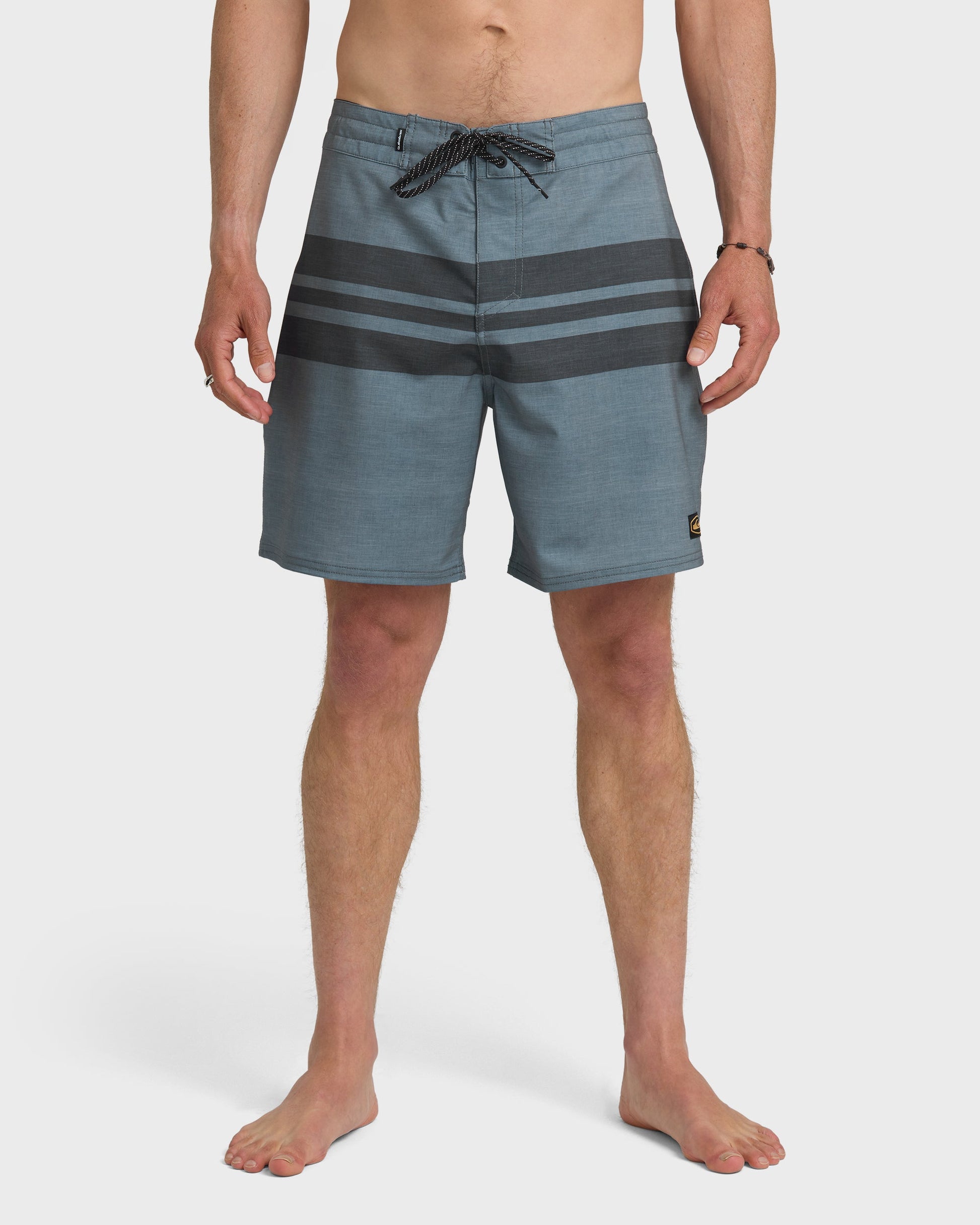 Surfsilk Street Trunk 18" Boardshorts - Black Black Quick Silver