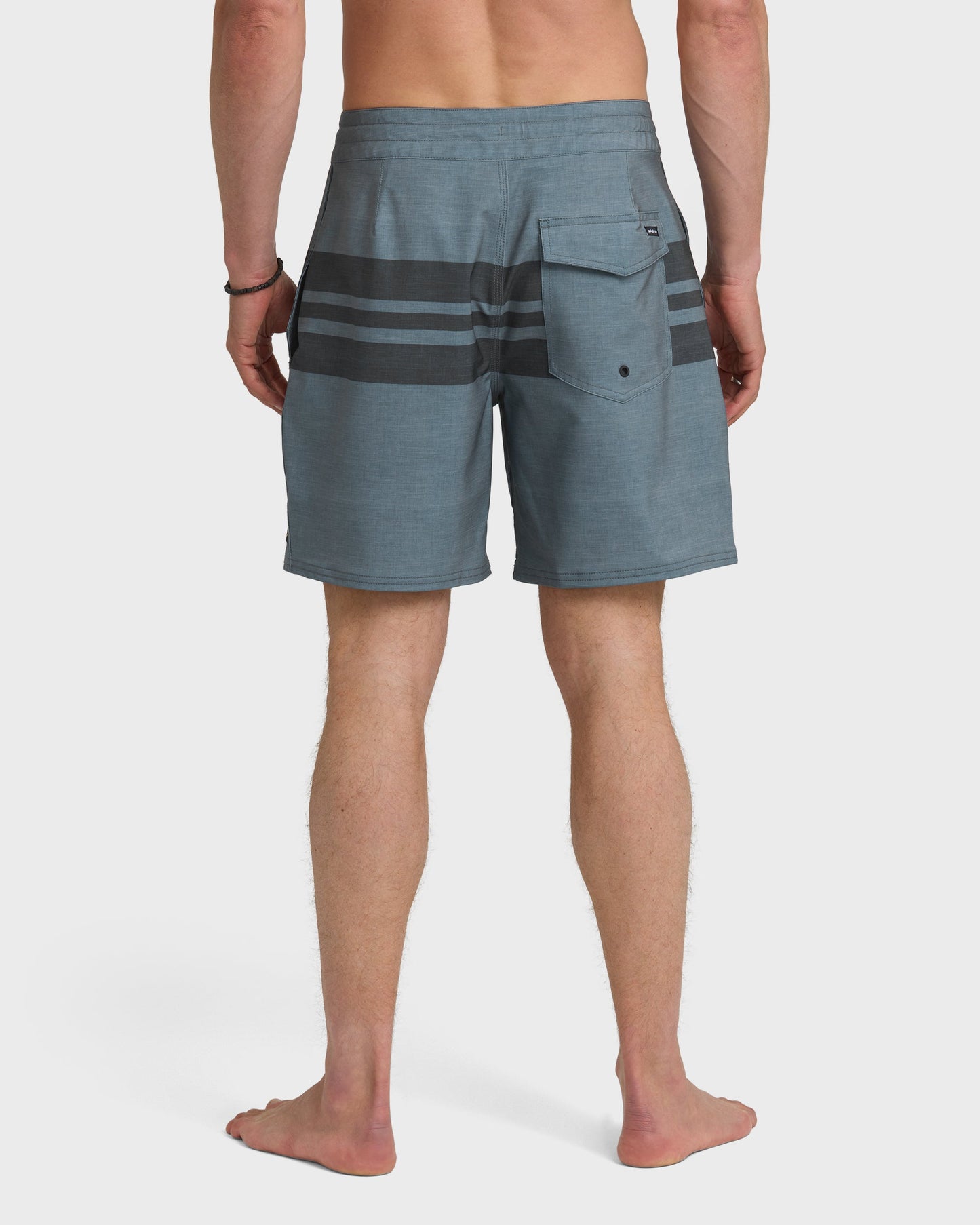 Surfsilk Street Trunk 18" Boardshorts - Black Black Quick Silver