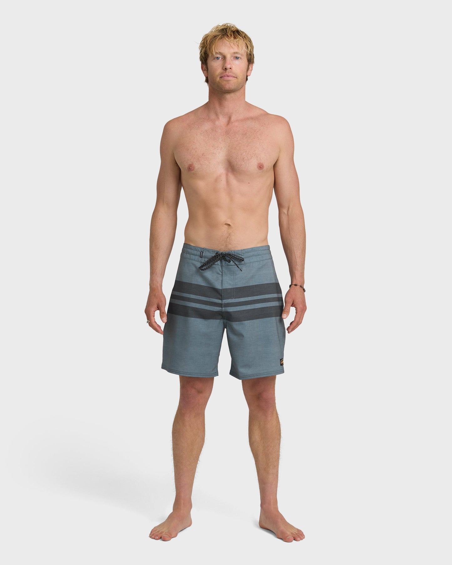 Surfsilk Street Trunk 18" Boardshorts - Black Black Quick Silver