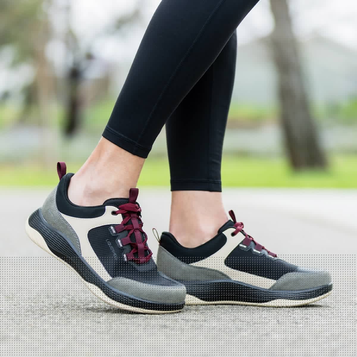 Alegria Motov8 Raven Shoe