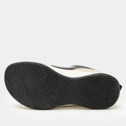 Alegria Motov8 Moonrock Shoe