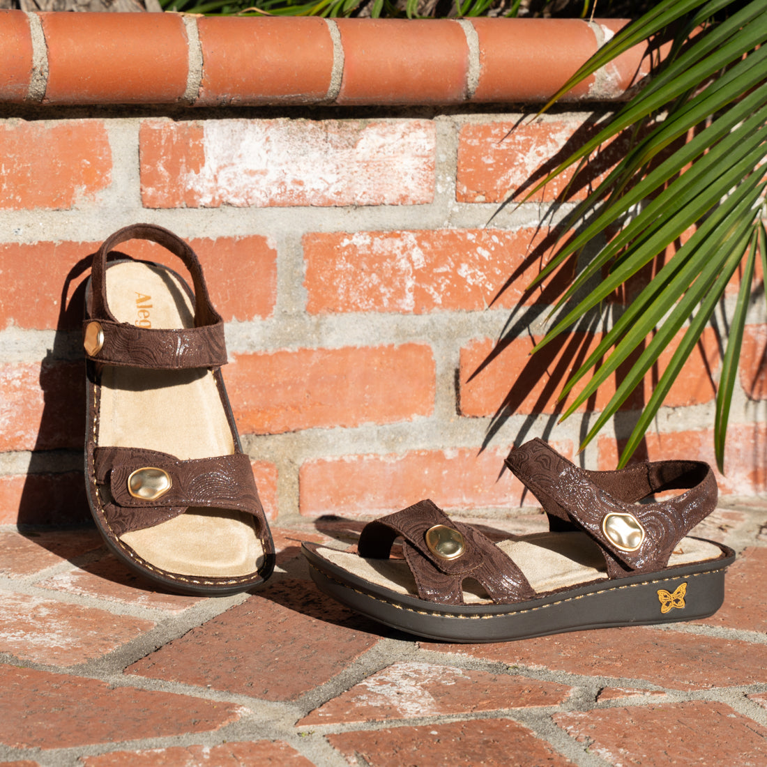 Alegria Vienna Swirling Brown Sandal
