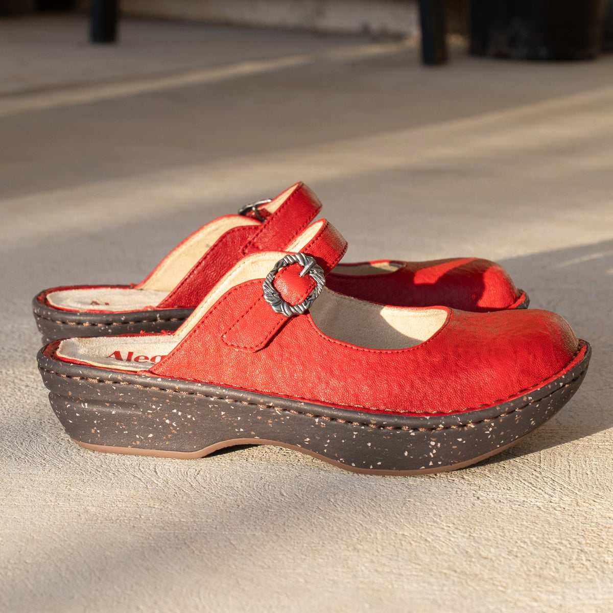 Alegria Fabel Crimson Shoe
