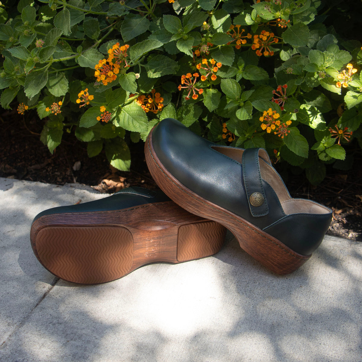 Alegria Opheliah Tree Hugs Shoe