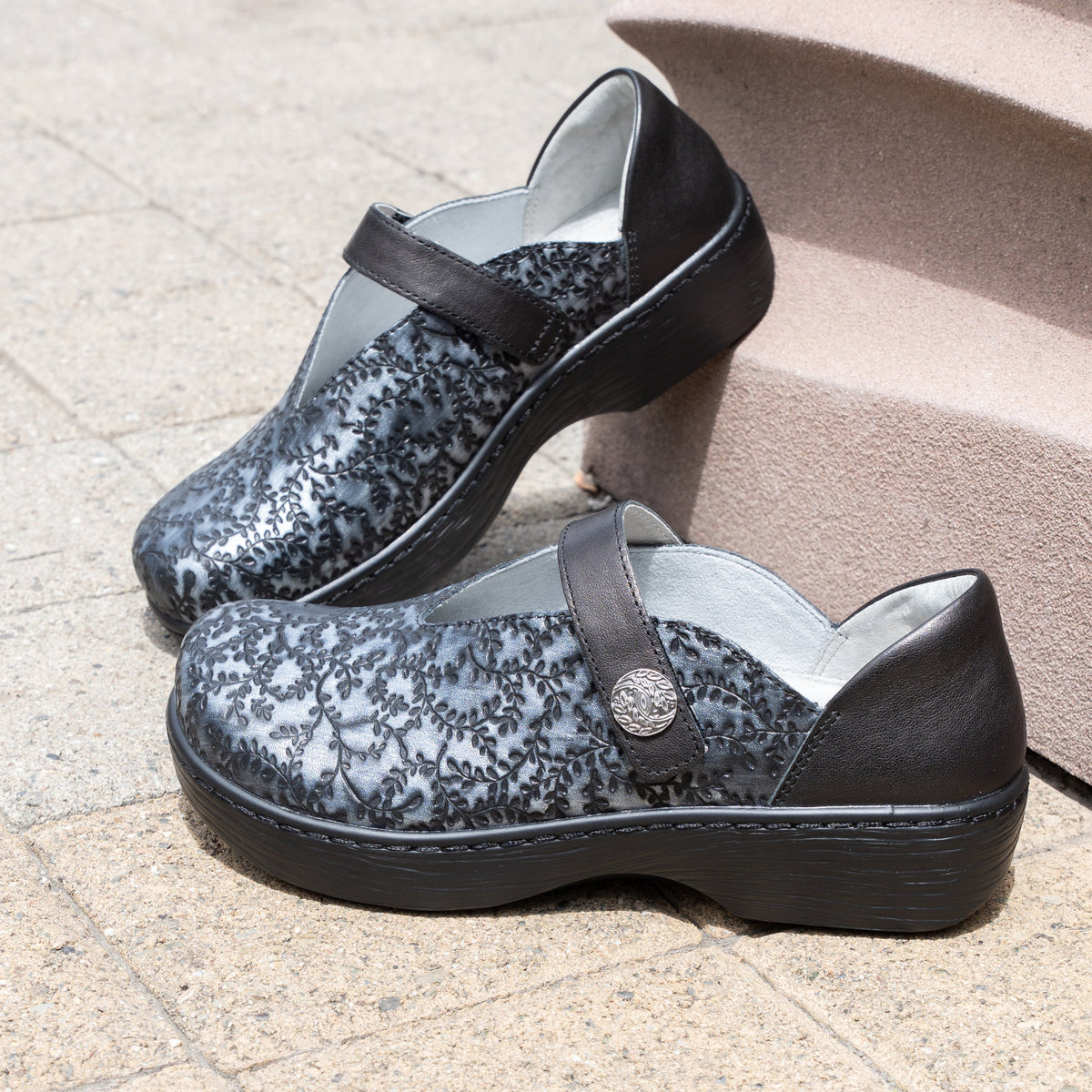 Alegria Opheliah Ivy Brush Silver Shoe