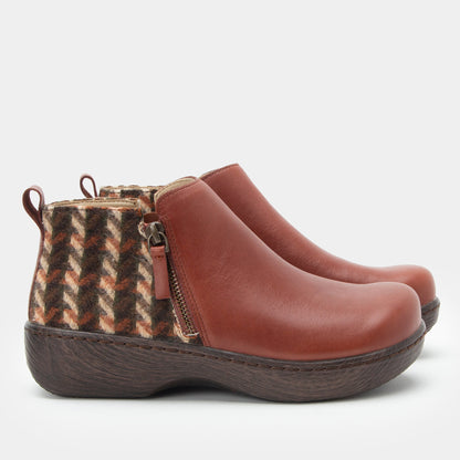Alegria Oaklee Cider Boot