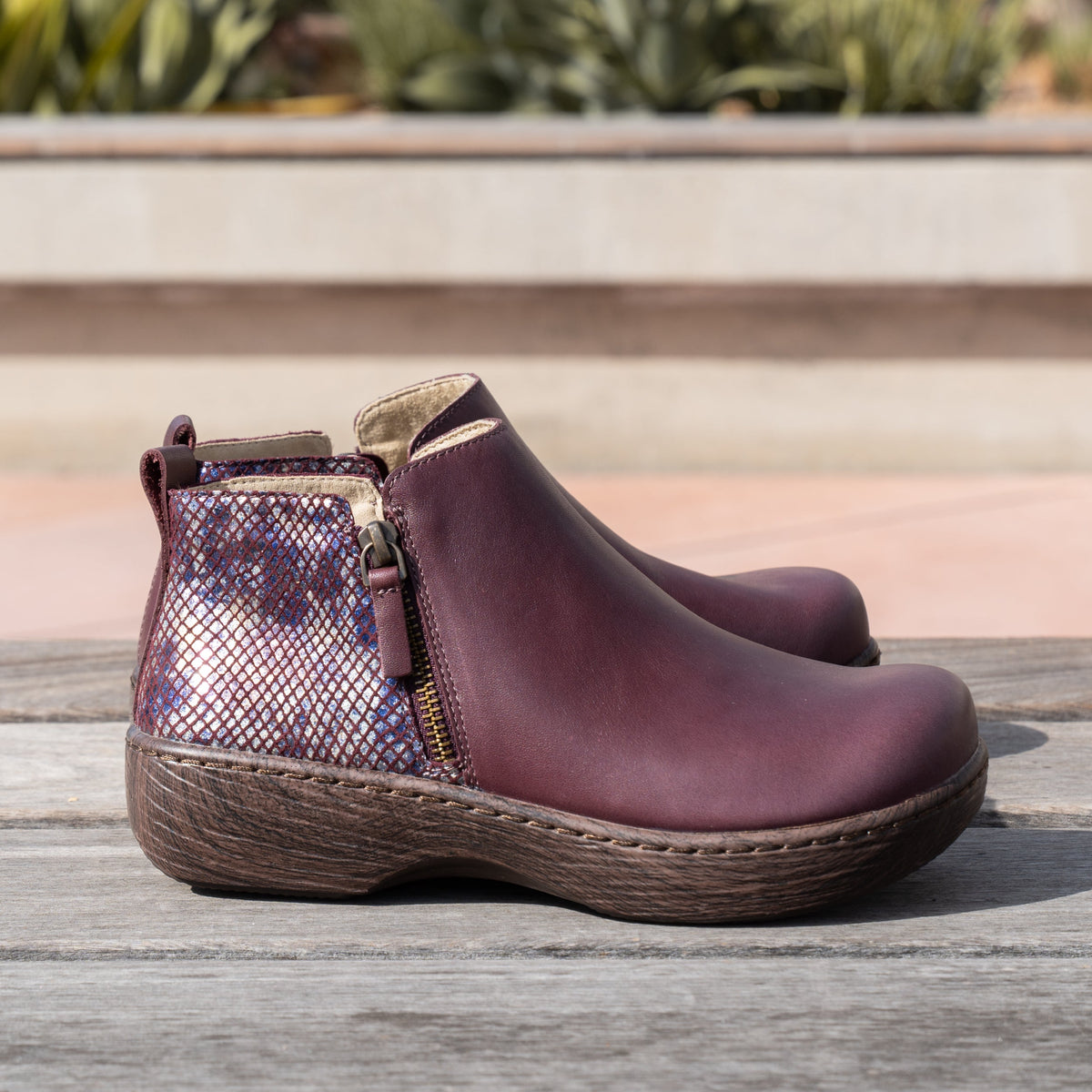 Alegria Oaklee Merlot Boot