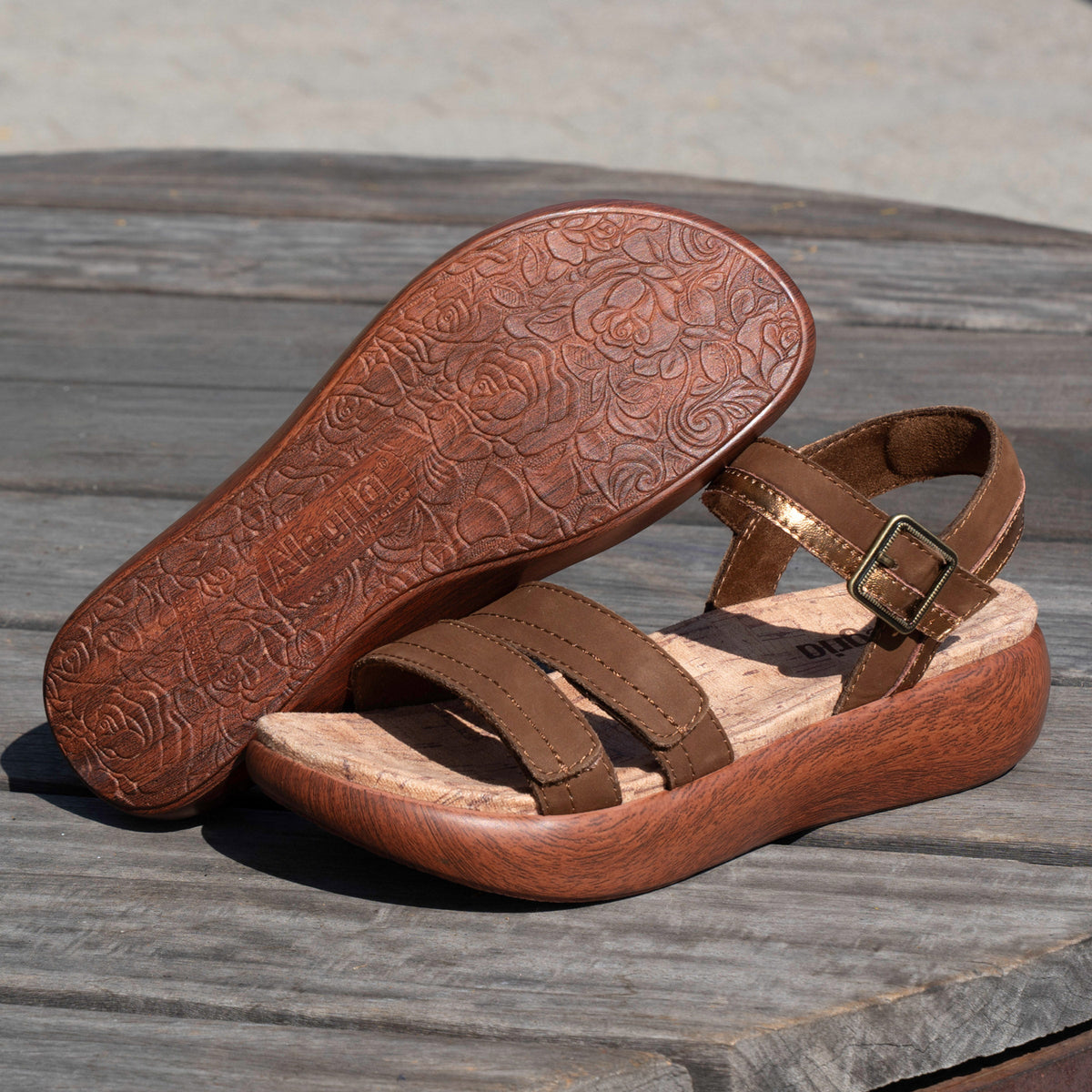 Alegria Blinda Pecan Sandal