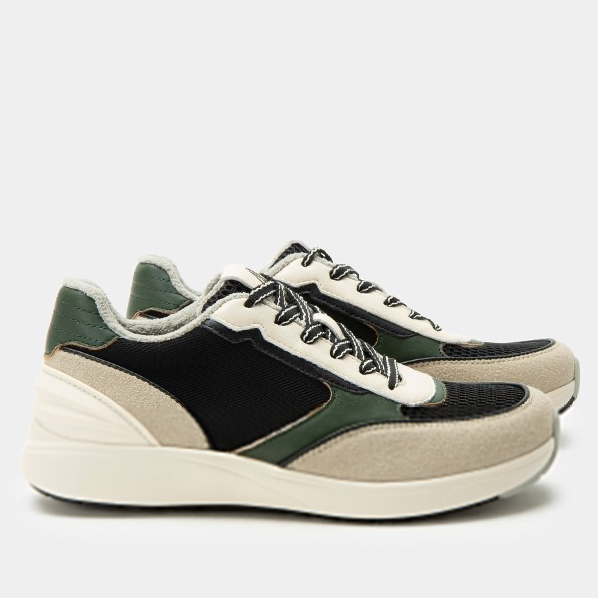Alegria Embyr Emerald Shoe