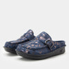 lumen navy clog