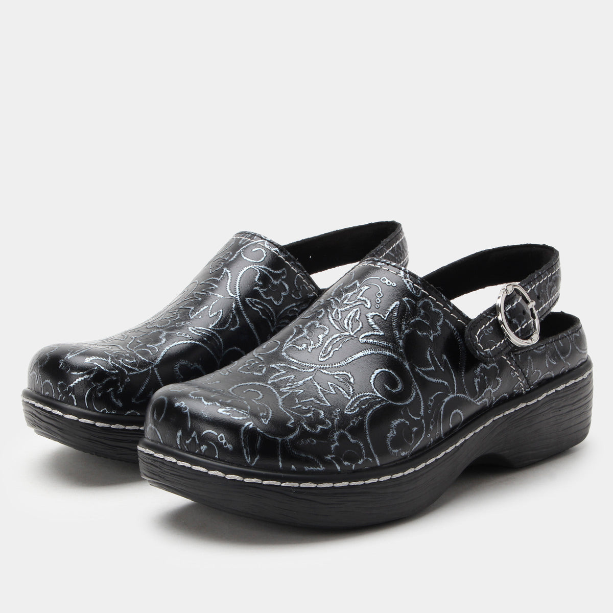 embroider me pewter,36
