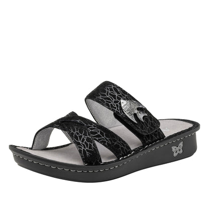 somethings fishy sandal,36