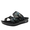 lustrous sandal