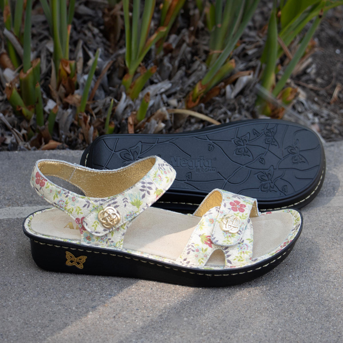 Alegria Vienna Good As Gold Sandal