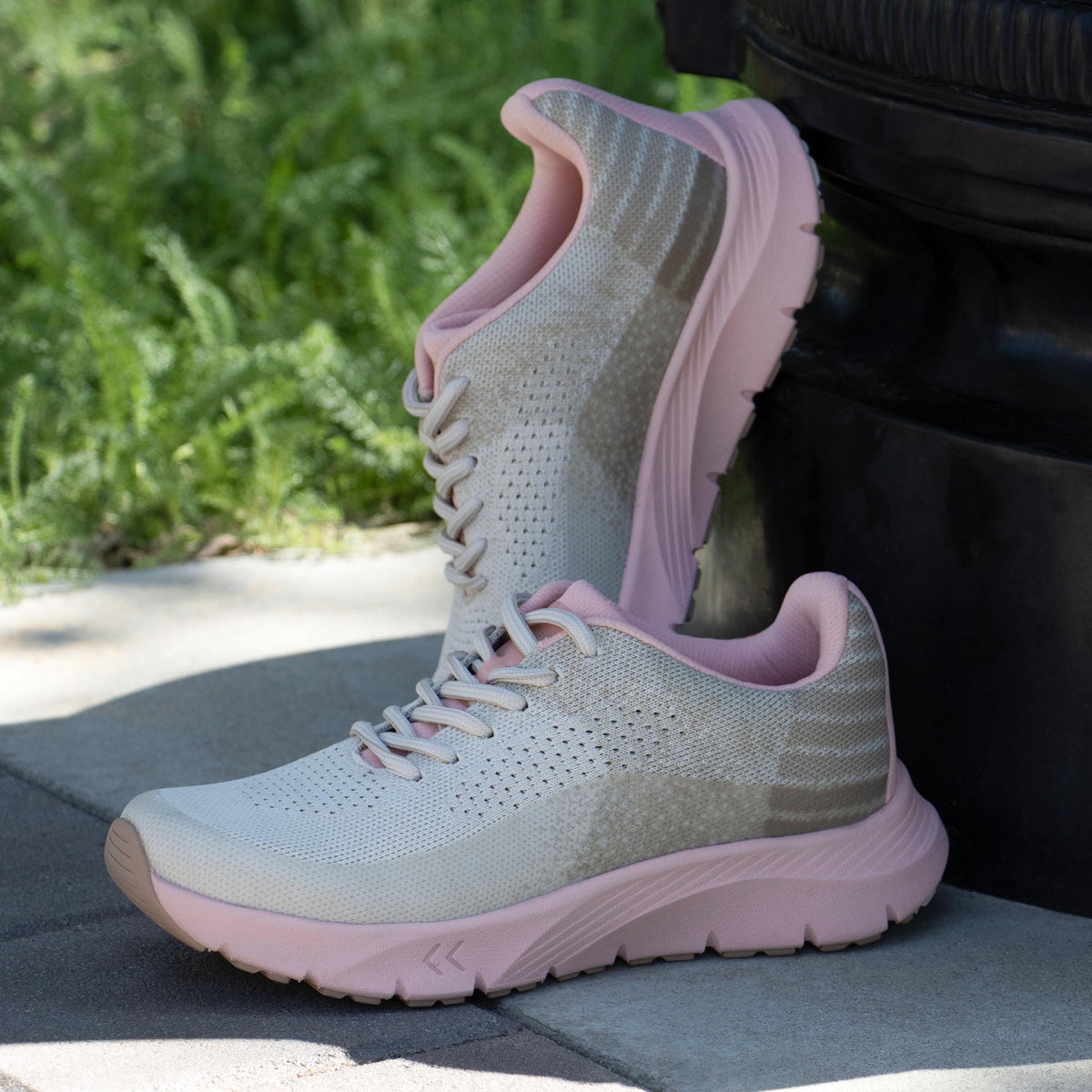 Alegria Revl Blush Shoe
