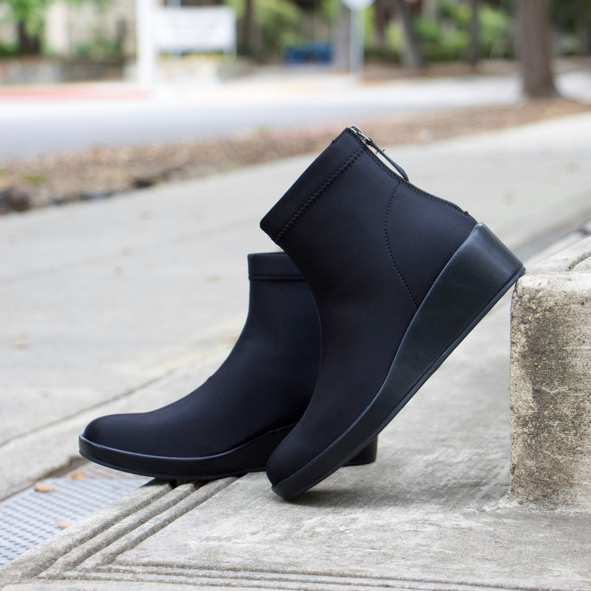 Alegria Harmoni Black Boot