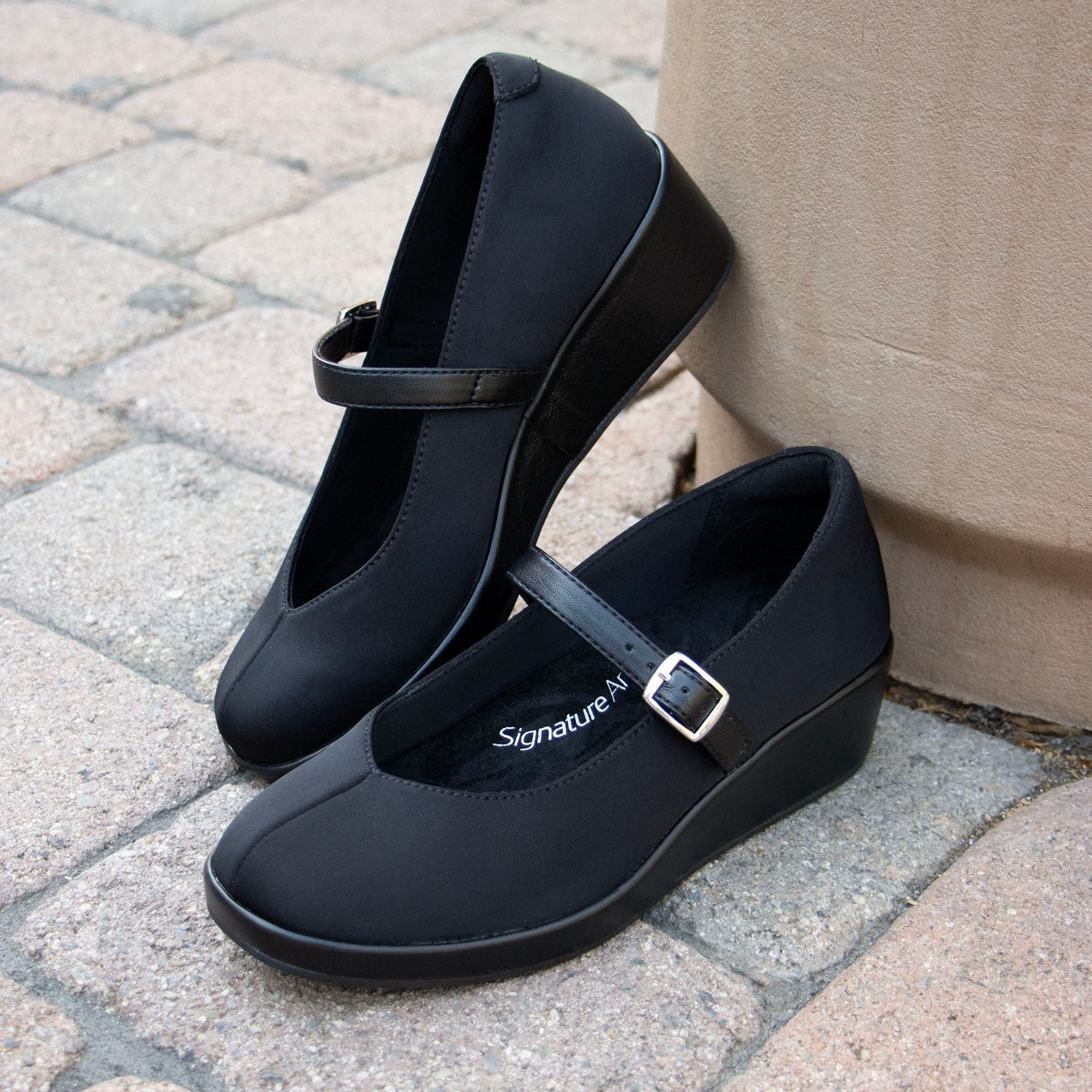 Alegria Haylo Black Dream Fit® Shoe