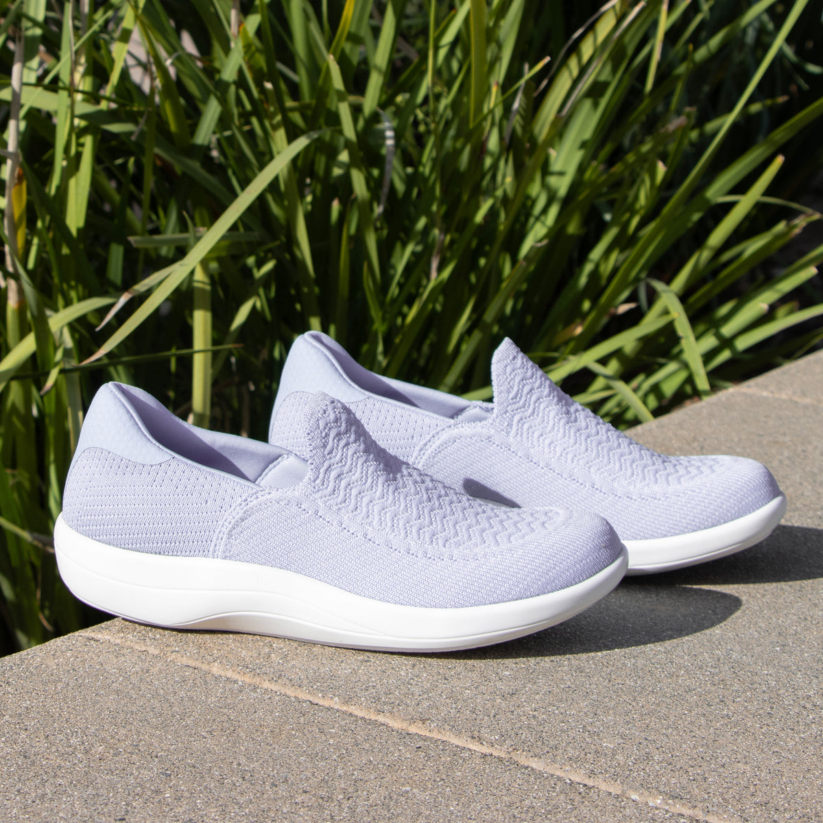 Alegria Steadie Amethyst Shoe