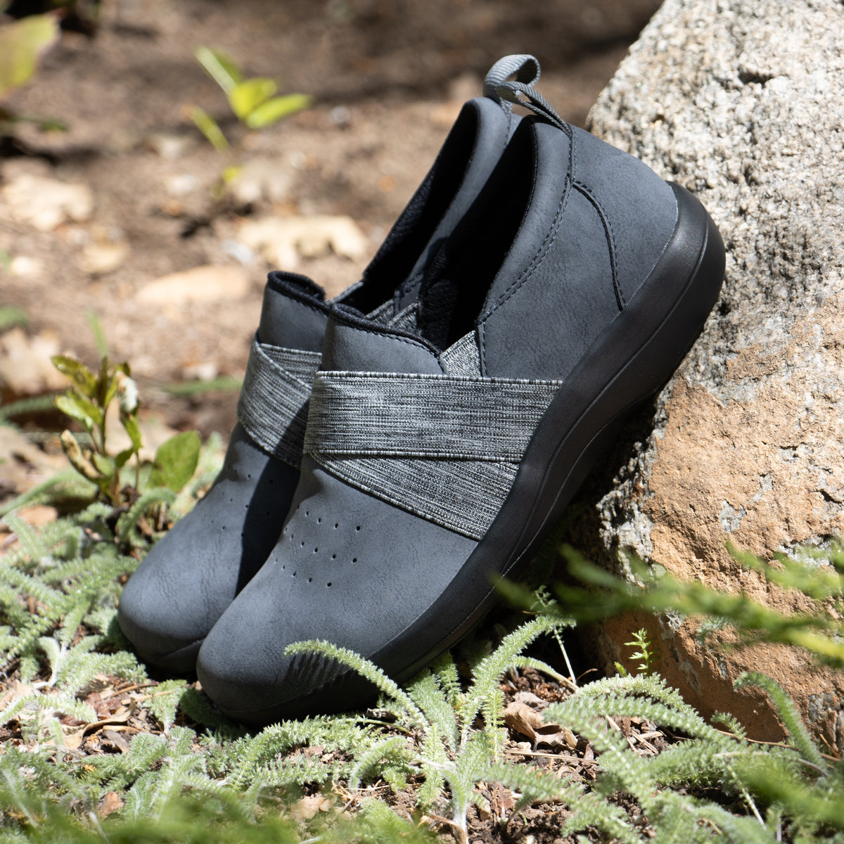 Alegria Savvie Cinder Professional Shoe