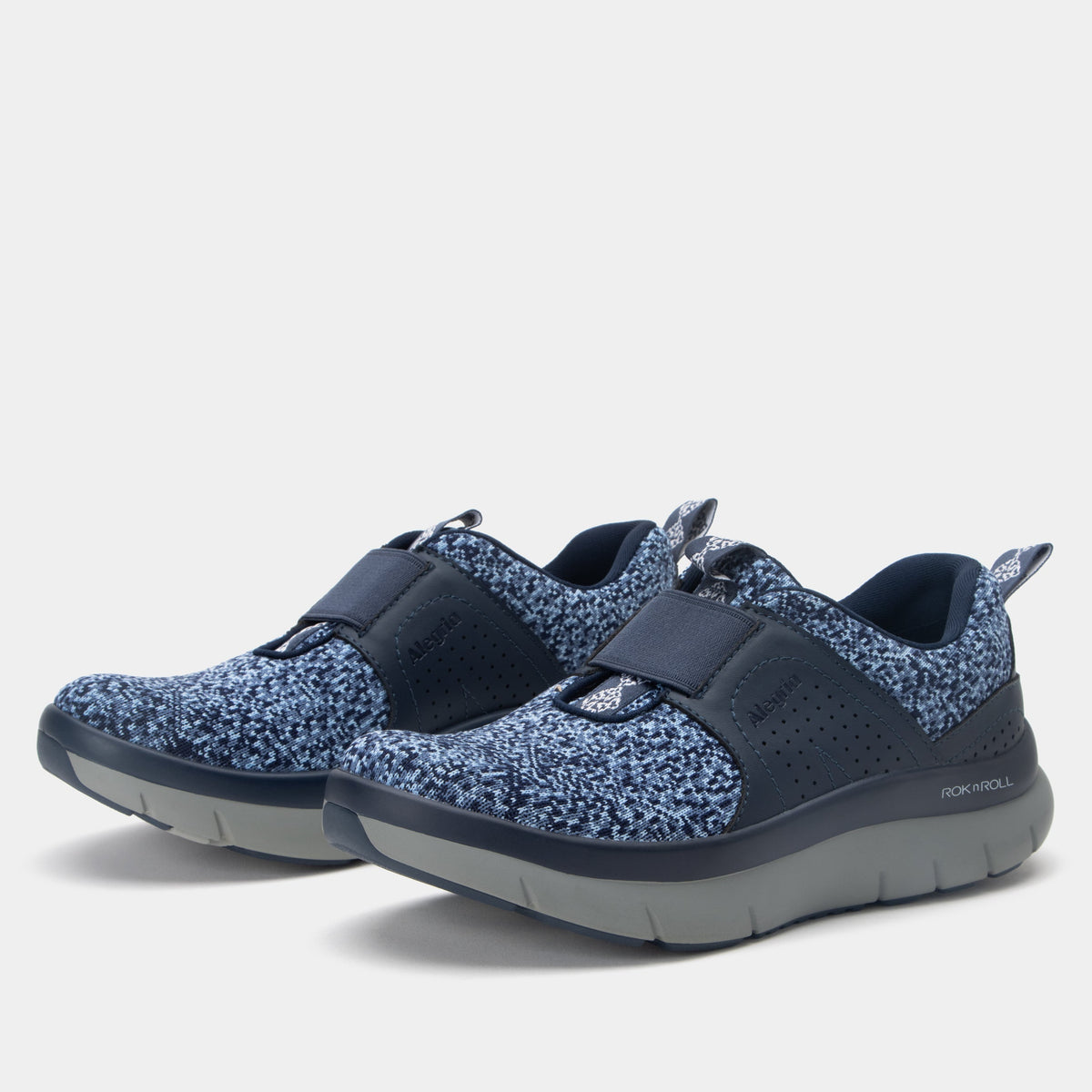 navy,36