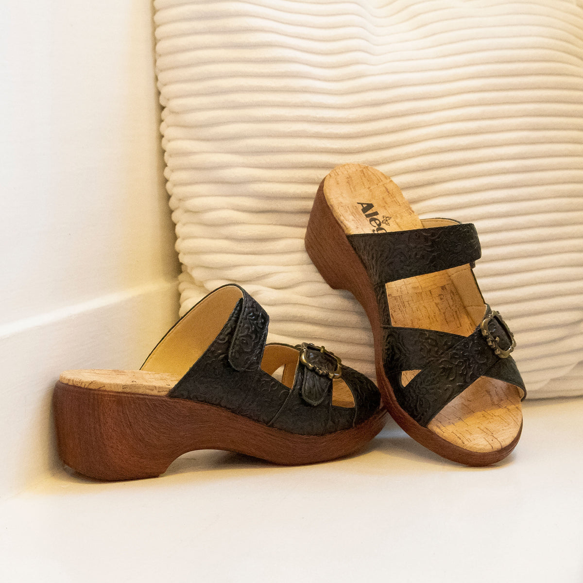 Alegria Sierra Go For Baroque Sandal