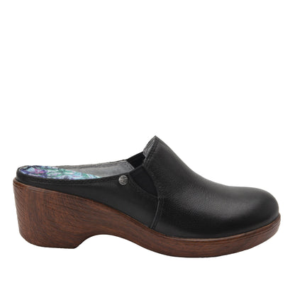 Alegria Sereniti Obsidian Wedge