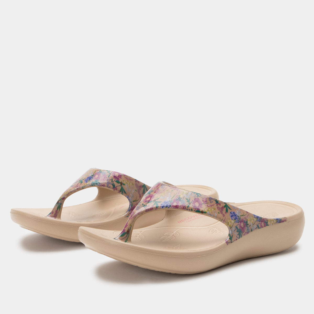 white gloss sandal,36