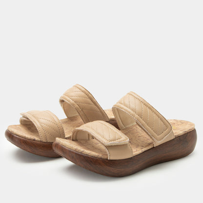 latte sandal,36