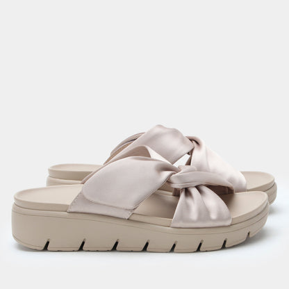Alegria Rylie Bronzer Sandal