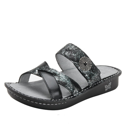 pretty patina sandal,36