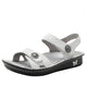 delicut white sandal