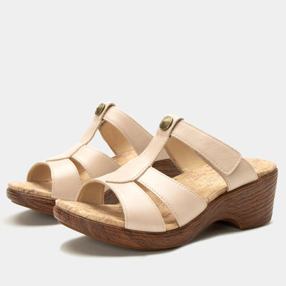 oat sandal,36