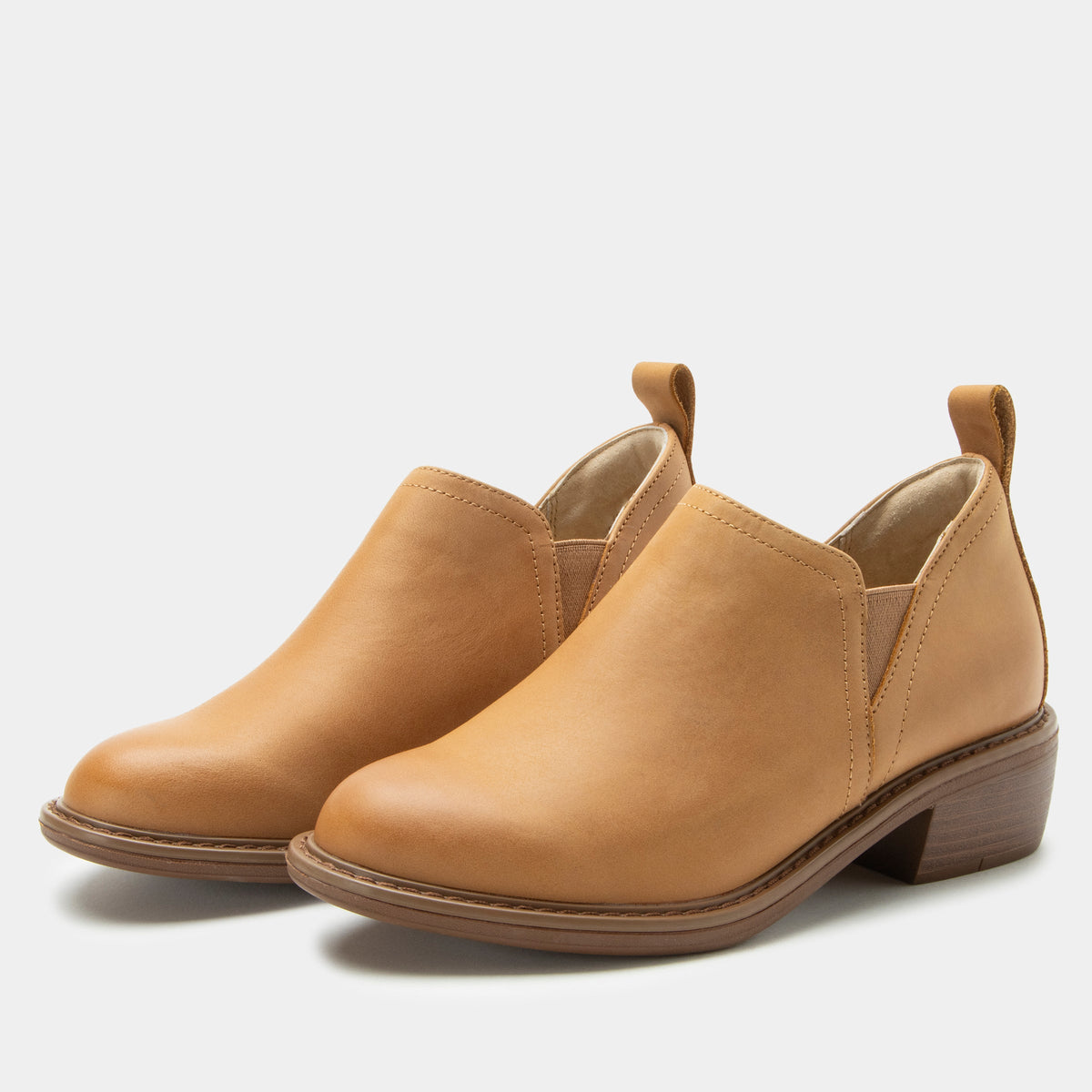cognac burnish boot,36
