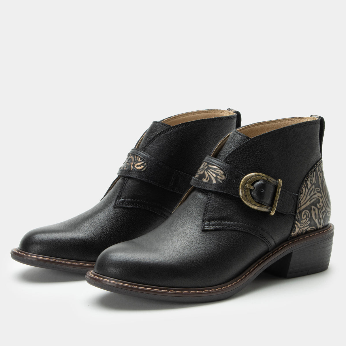 showboat boot,36