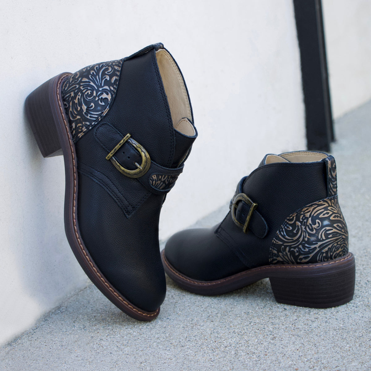 Alegria Mikki Showboat Boot