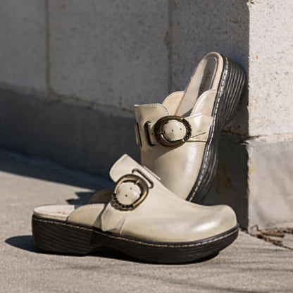 Alegria Osmosis Gold Cream Shoe