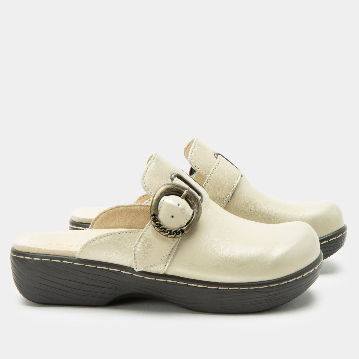 Alegria Osmosis Gold Cream Shoe
